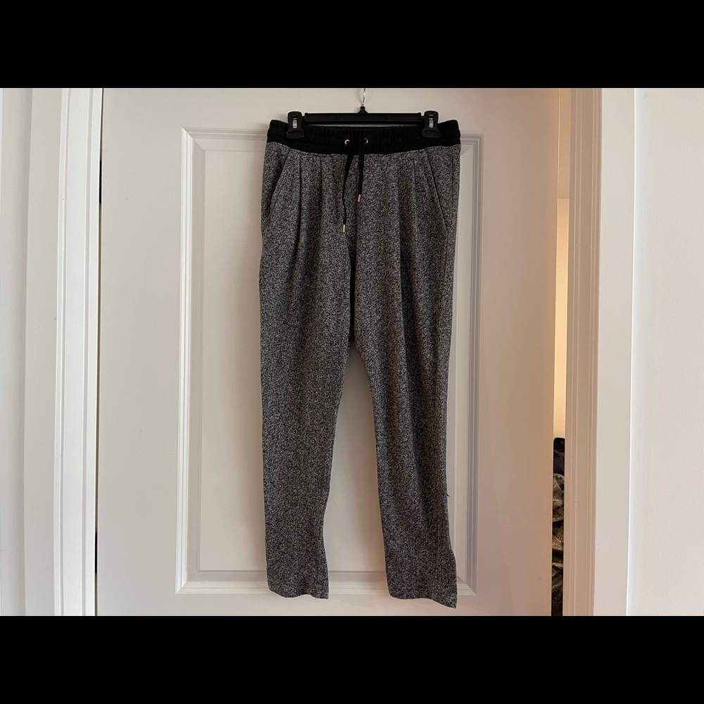 Women’s Leisure Joggers